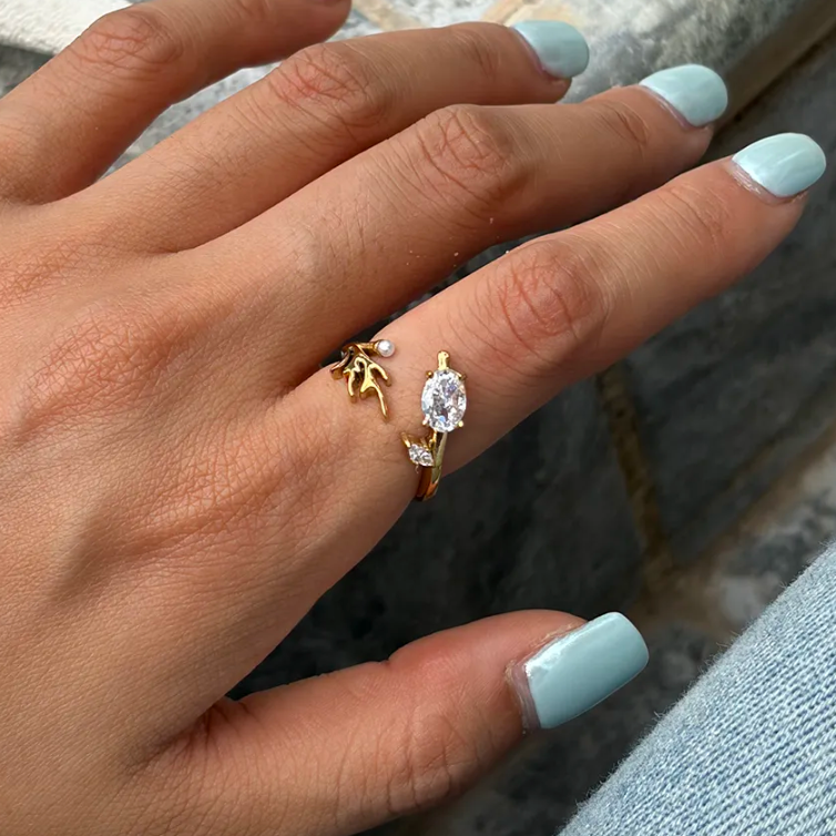 Dripping Drop Pearl Solitaire Ring