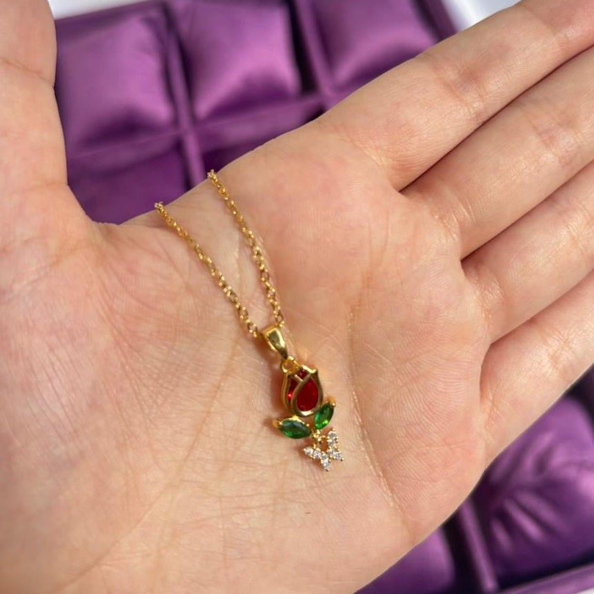 Rosey Tulip Stone Necklace