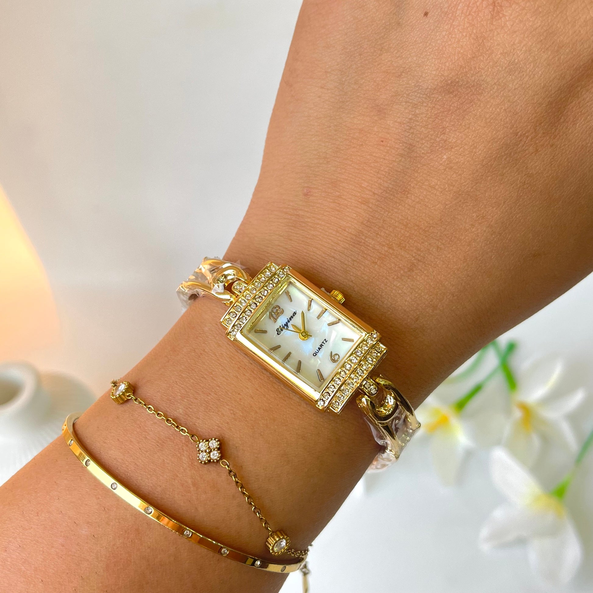 Sufian Vintage Gold Watch