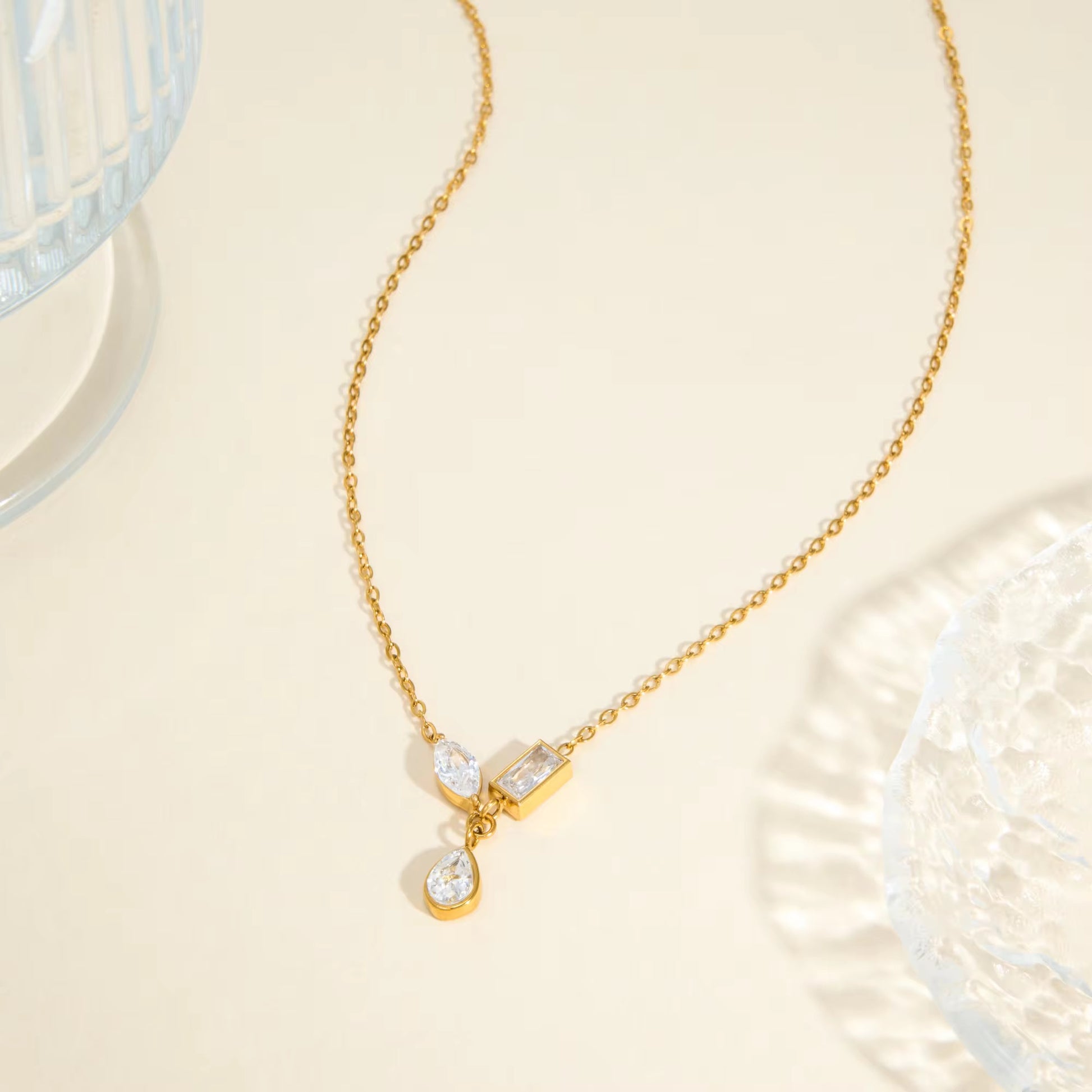 Sohini Tri Diamond Necklace