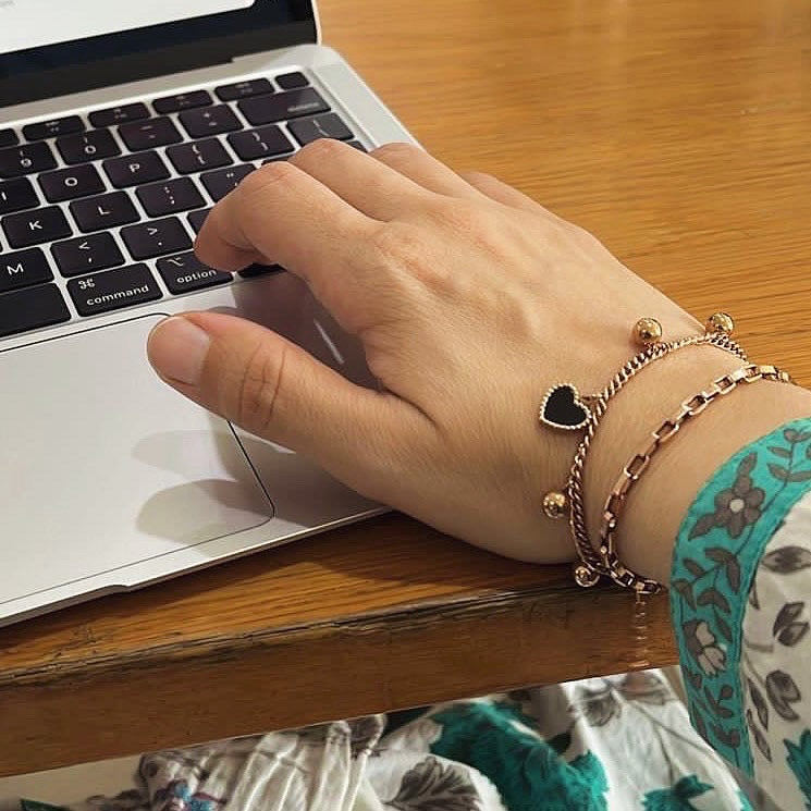 Julia Heart Hanging Bracelet