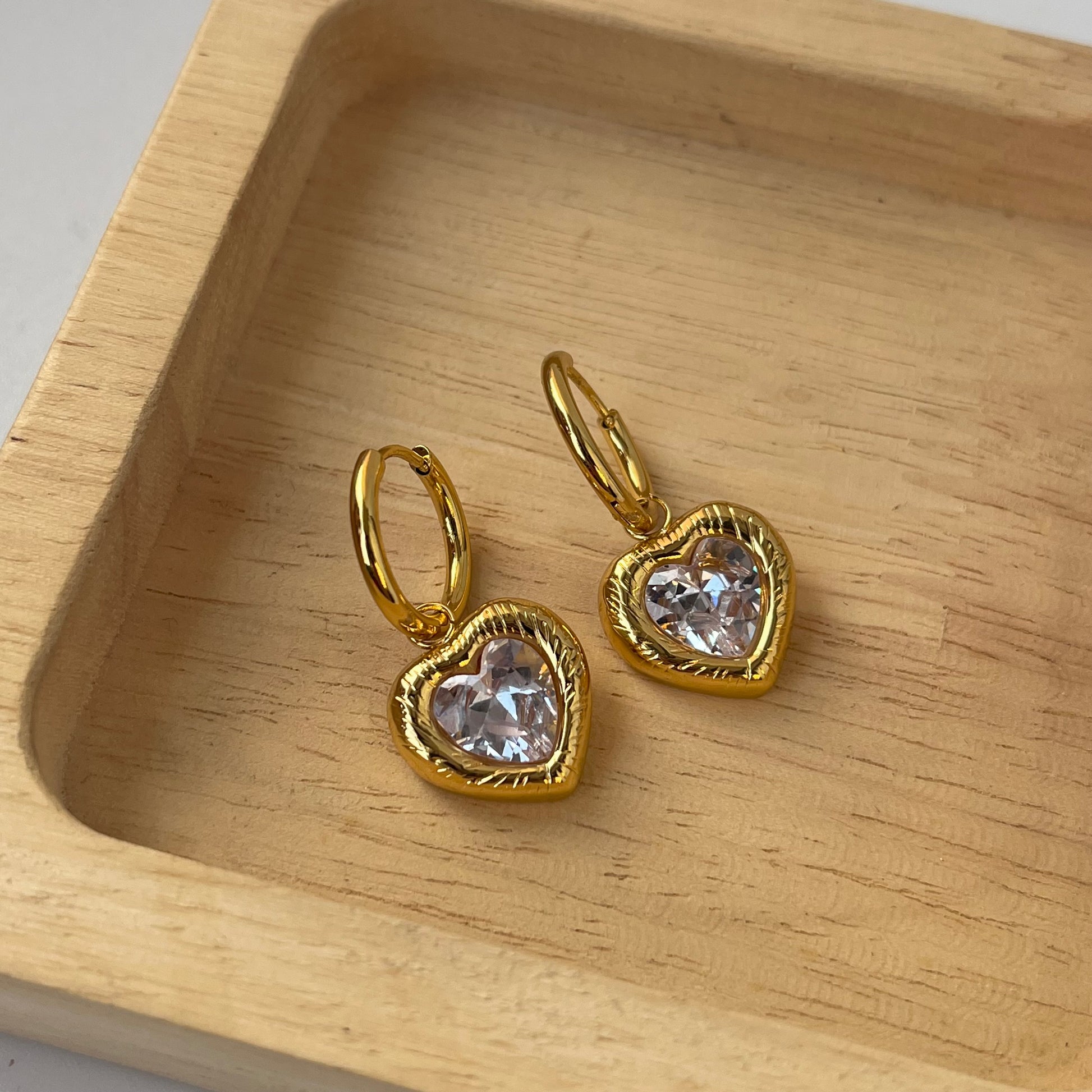 Dazzling Heart Gold Earrings