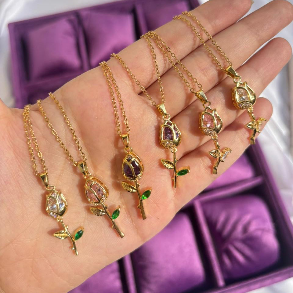 Ferry Tulip Stone Necklaces