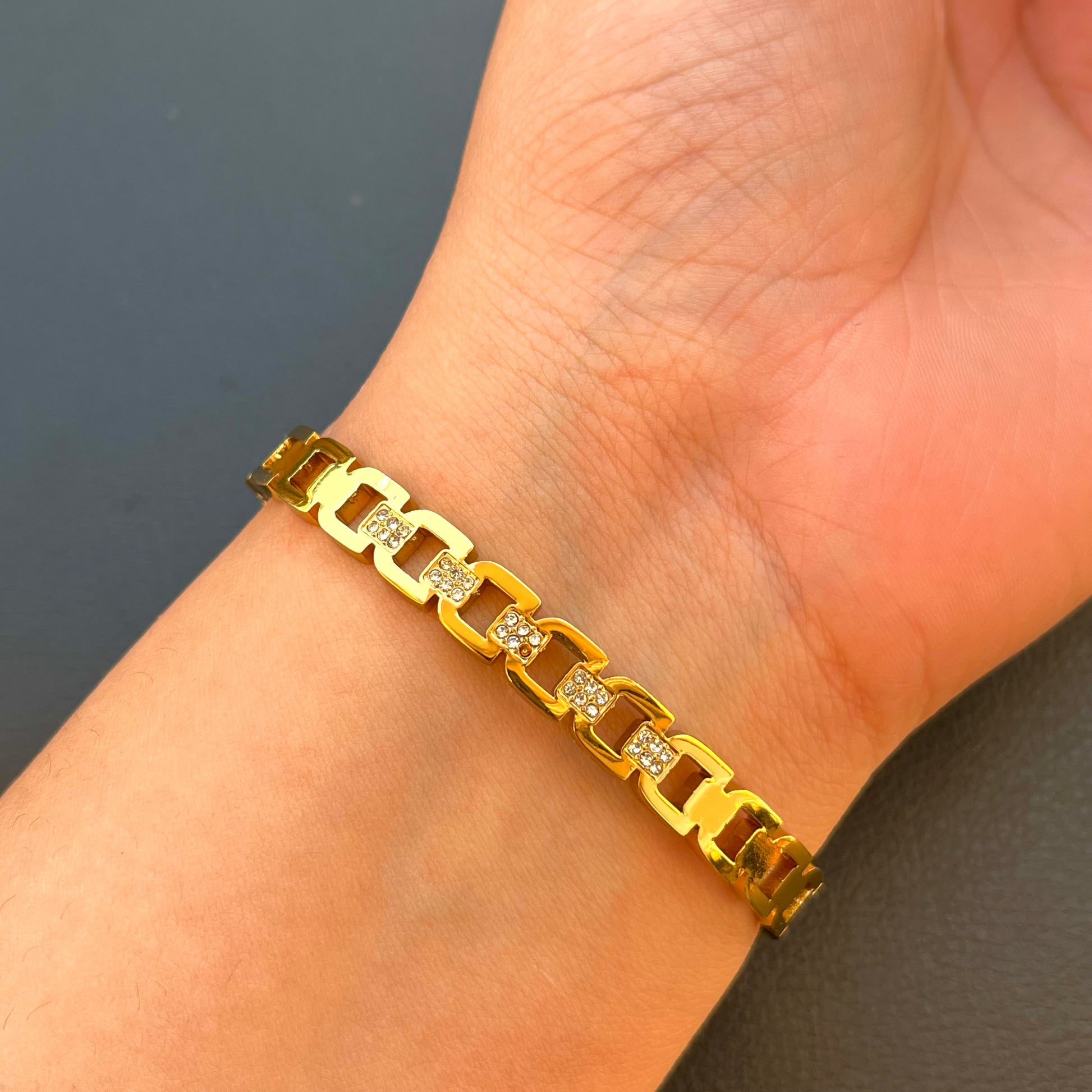 Kava Linked Diamond Cuff