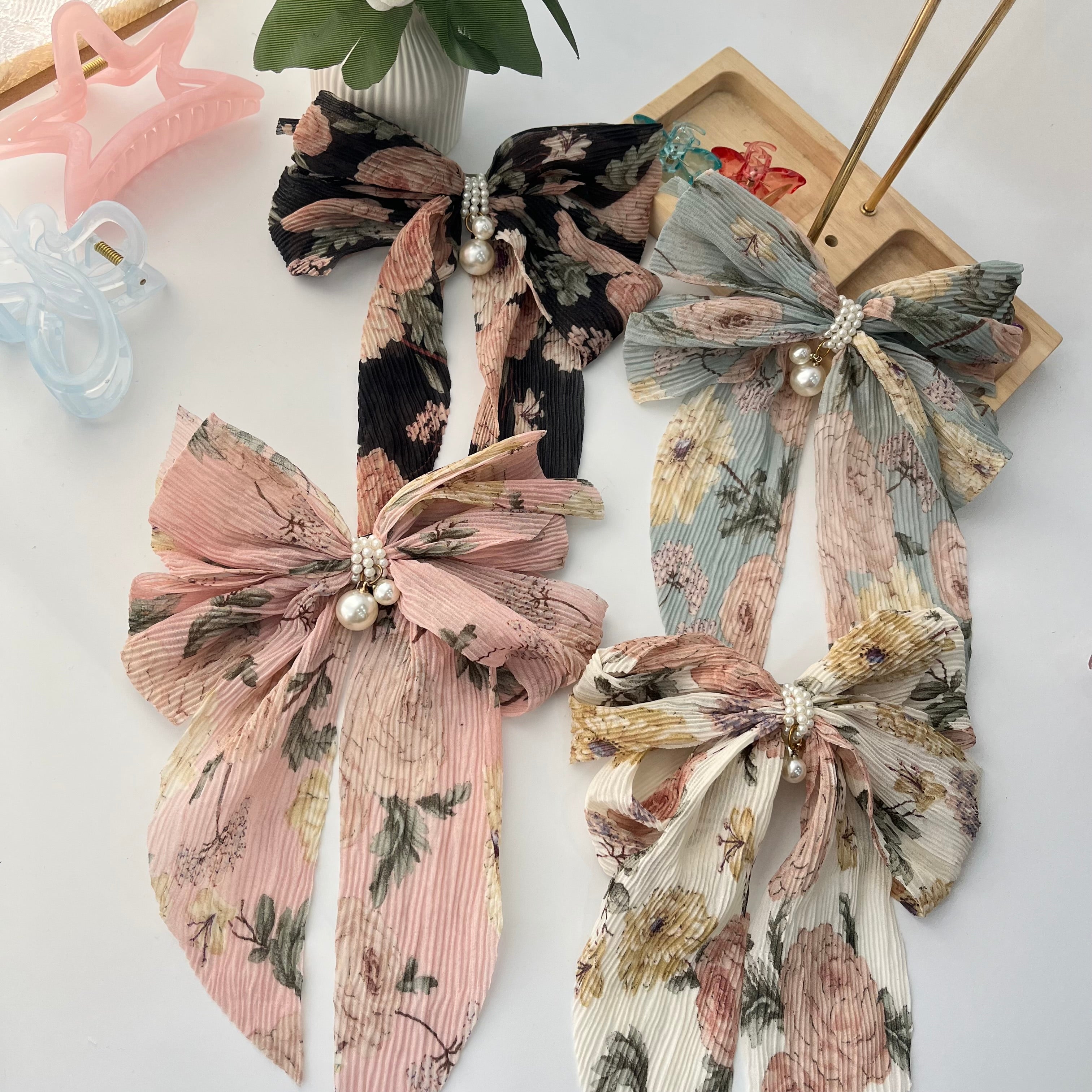 Julia Princess Big Bow Clips