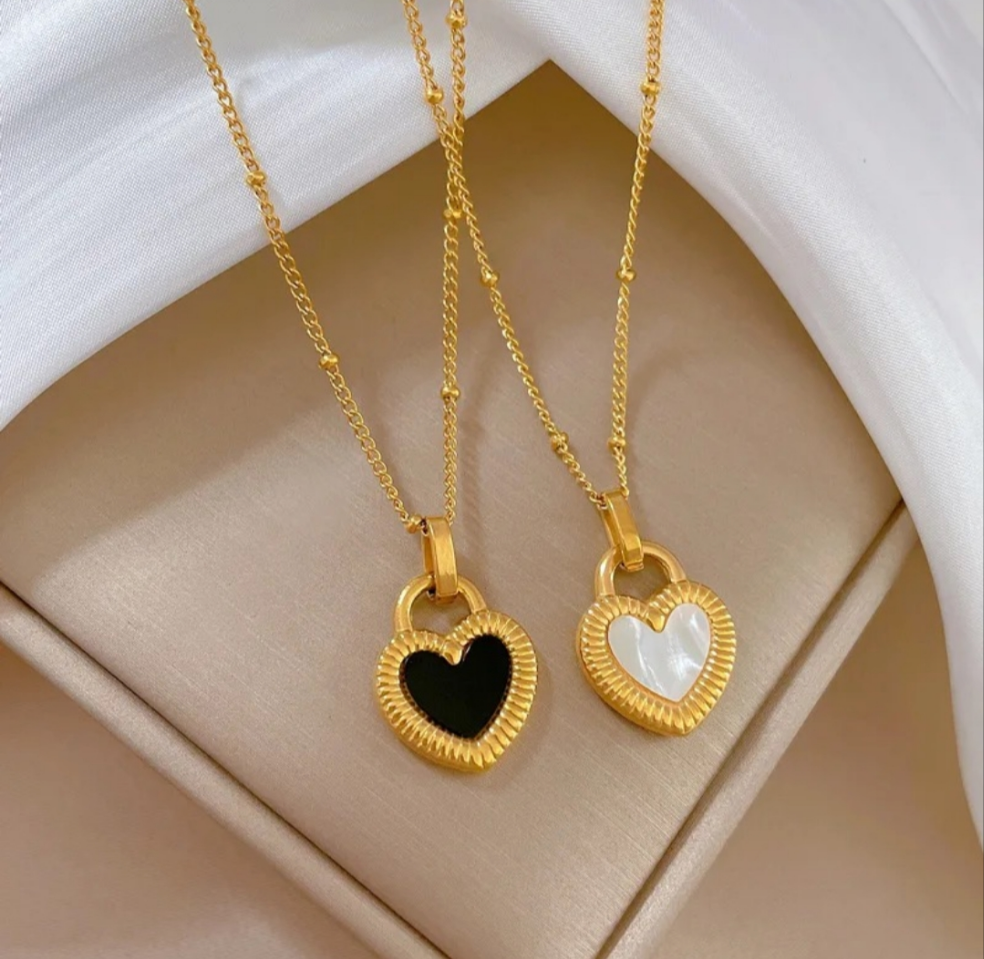 Mejuri Reversible Heart Necklace