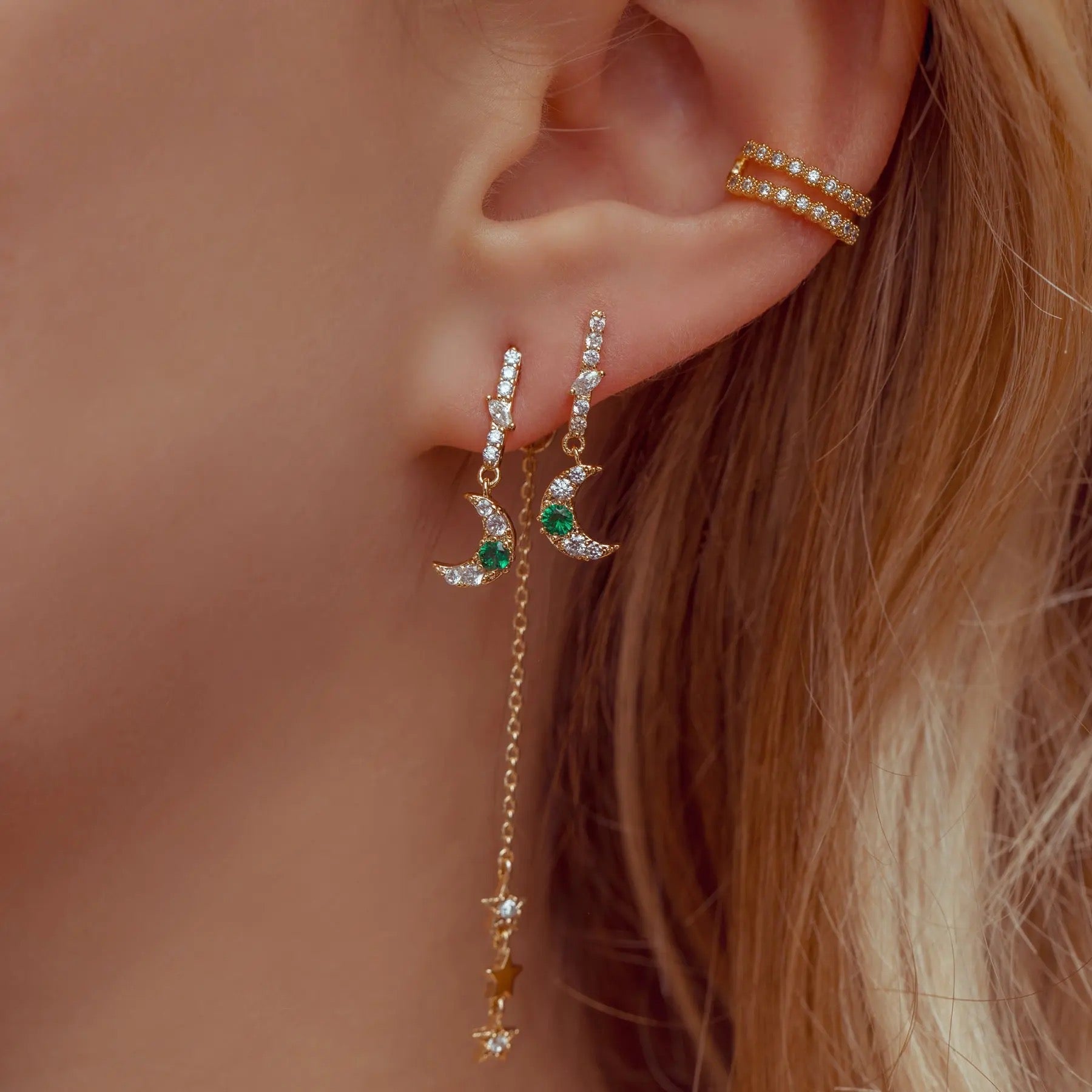 Tyohar Green Piercing Earrings Set