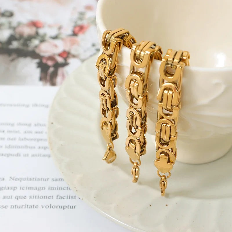 Rolo Link Gold Bracelet