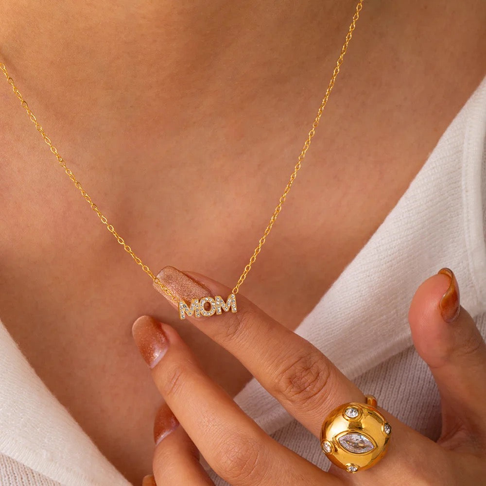 Mom Diamond Gold Necklace