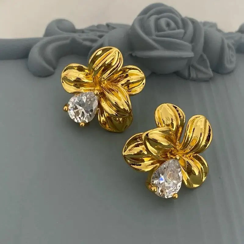 Xavi Diamond Flower Studs