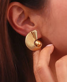Veral Beachy Gold Earrings