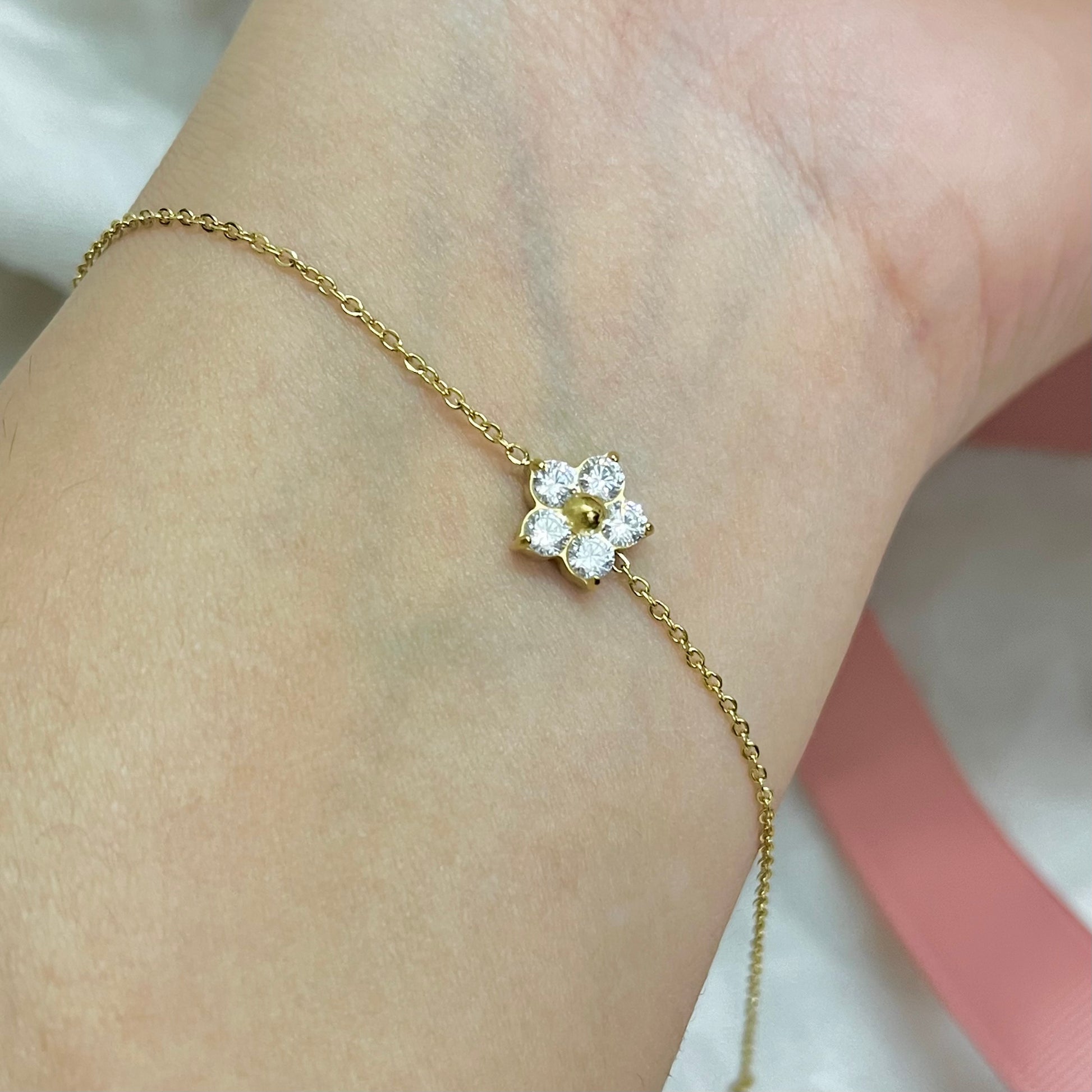 Peppy Mine Flower Bracelet