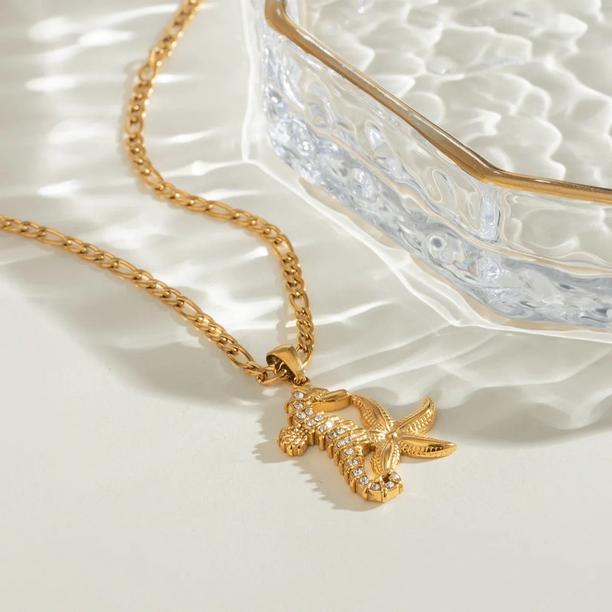 Seahorshi Statemant Gold Necklace