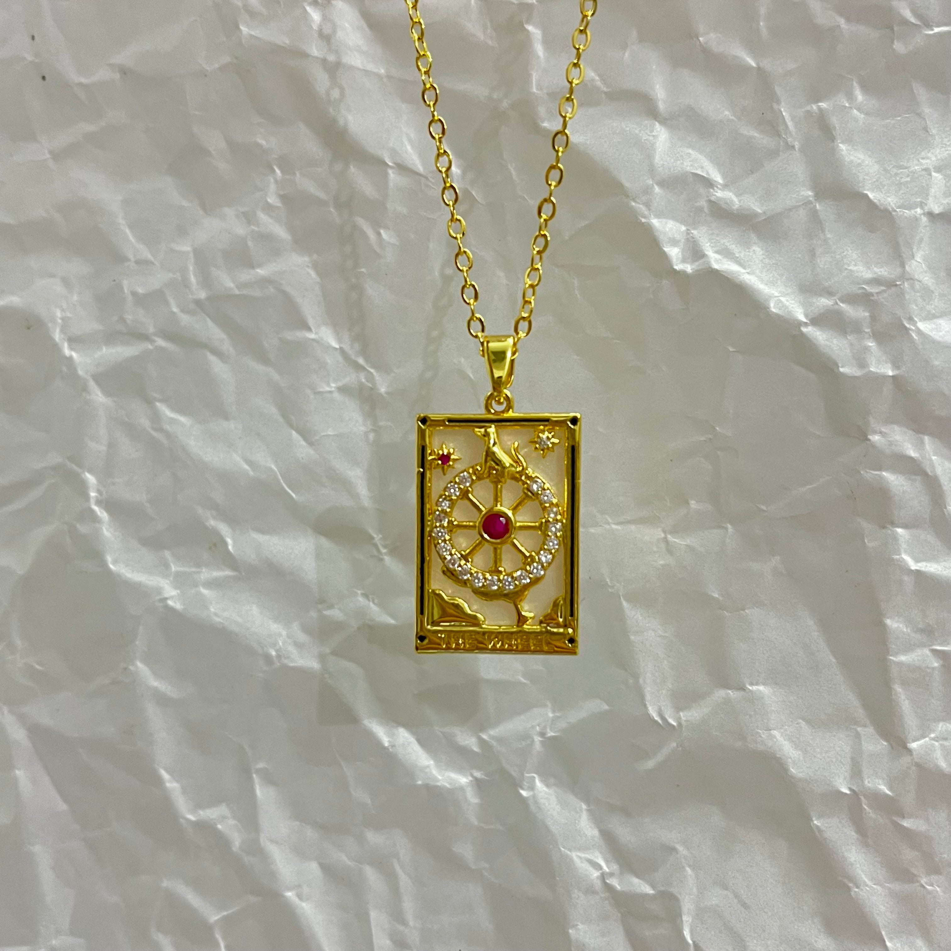Wheel Pink Stone Tarrot Necklace