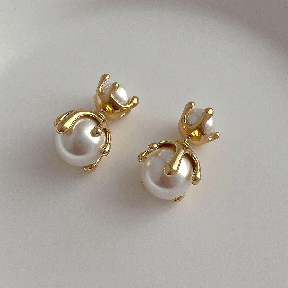 Persin Double Pearl Studs
