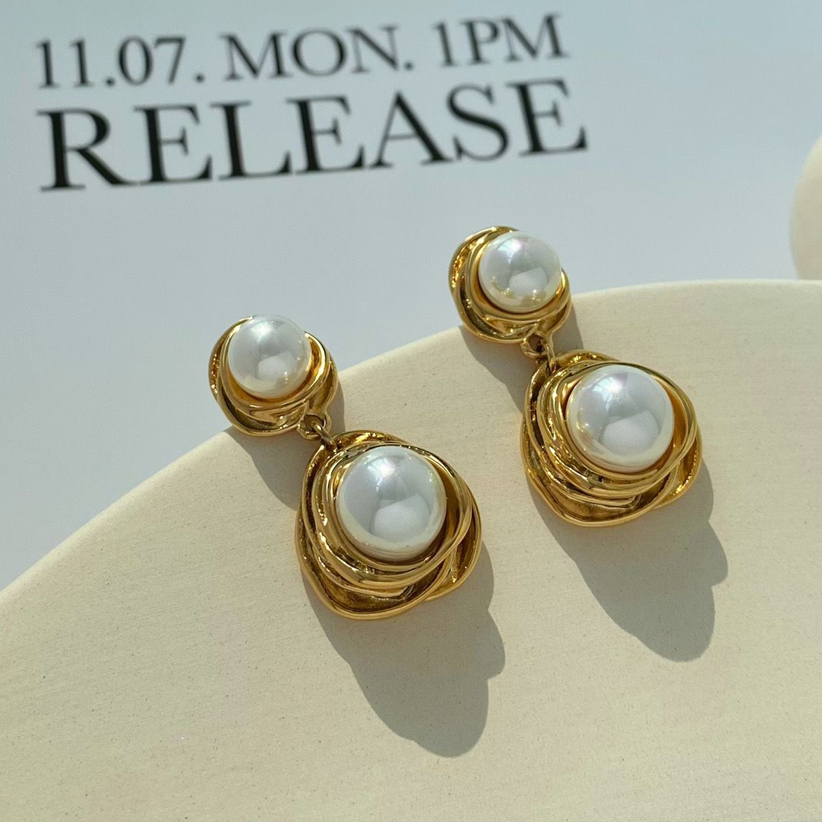 Bvelgin Pearl Gold Earrings