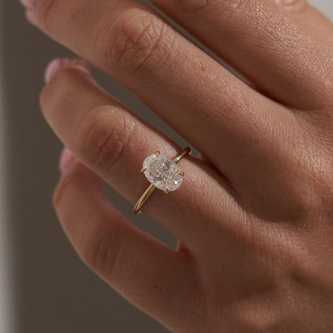 Aroma Oval Princess Solitaire Ring
