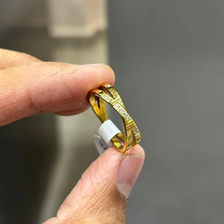 Roiso Cross Diamond Ring