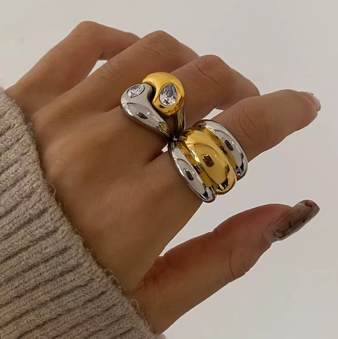 Romie Dual Colour Statement Ring