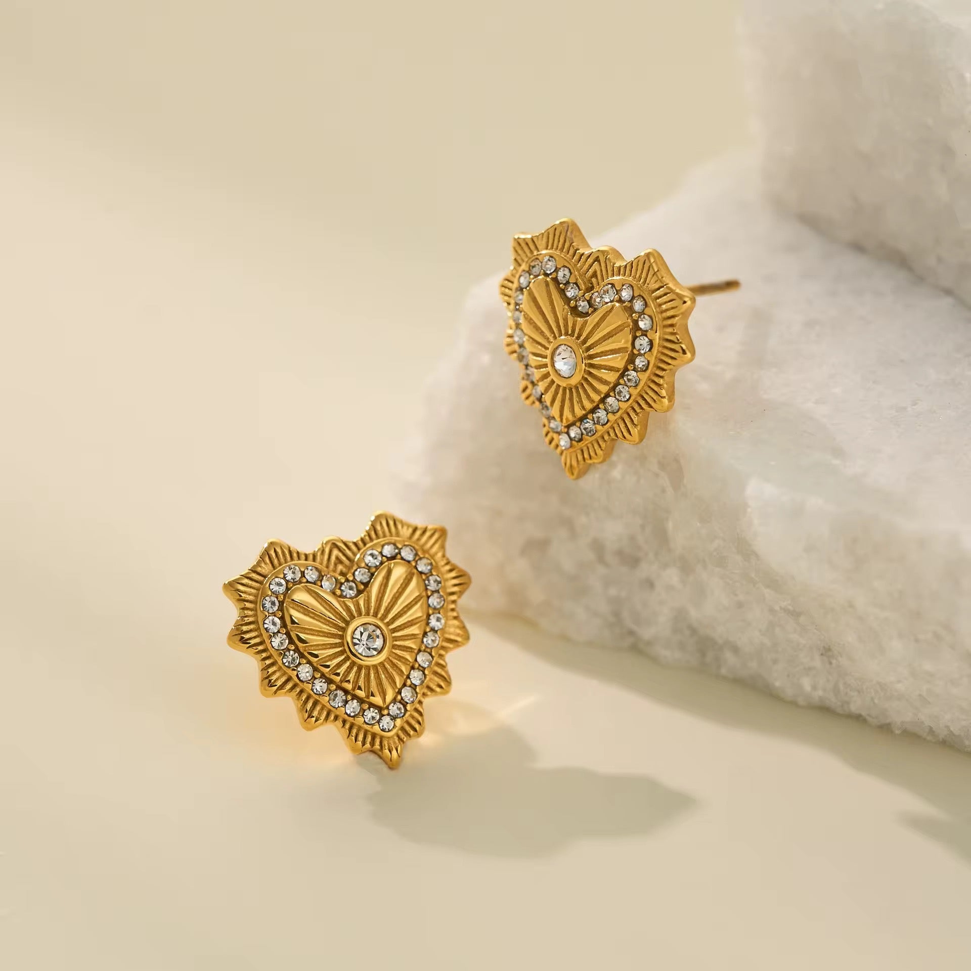 Pitusa Heart Diamond Earrings