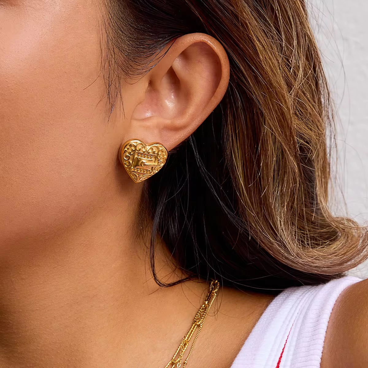 Lockin Heart Gold Earrings