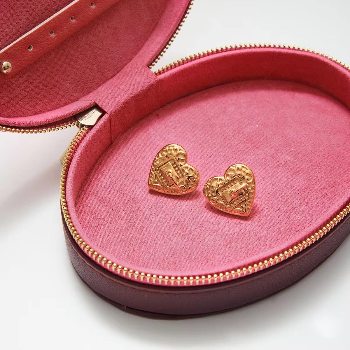 Lockin Heart Gold Earrings
