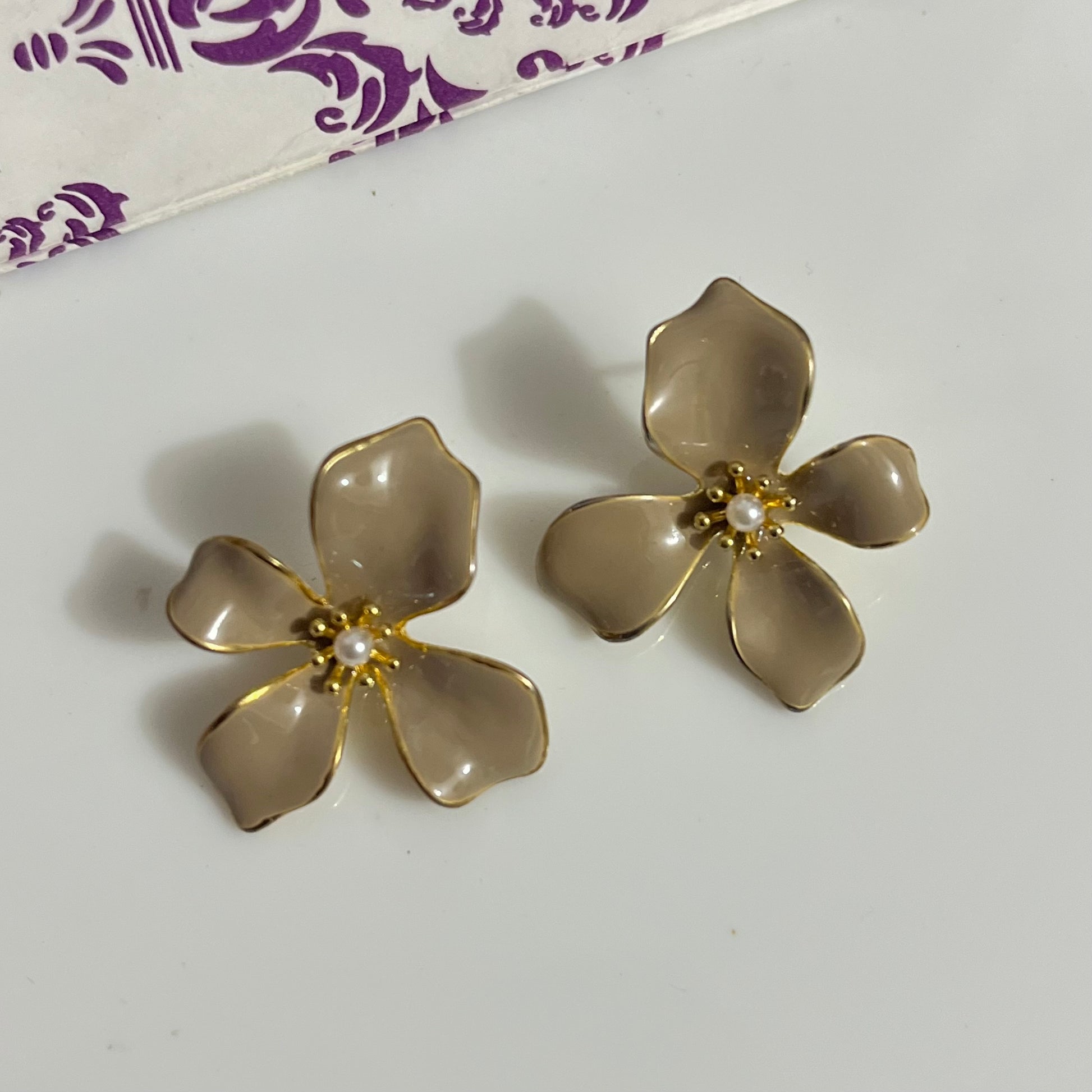 Wingley Little Flower Earrings