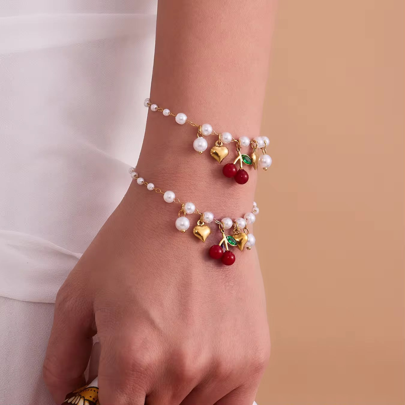 Ivory Strawberry Pearl Bracelet