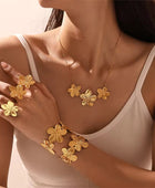 Tiaya Tri Flower Necklace