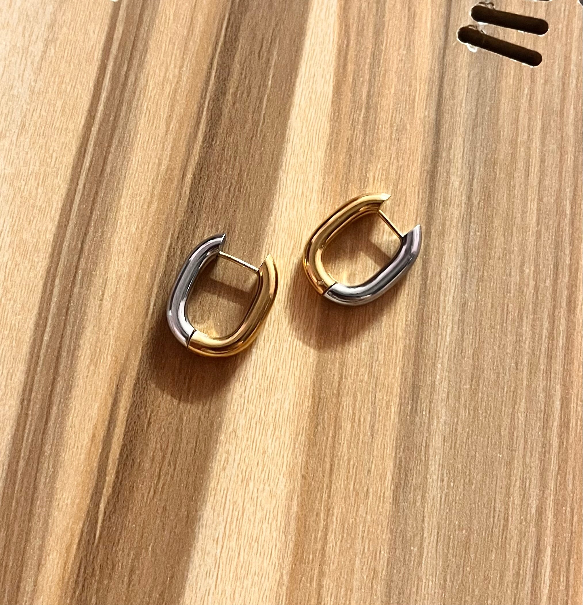 Dual Tone Pretty Hoops