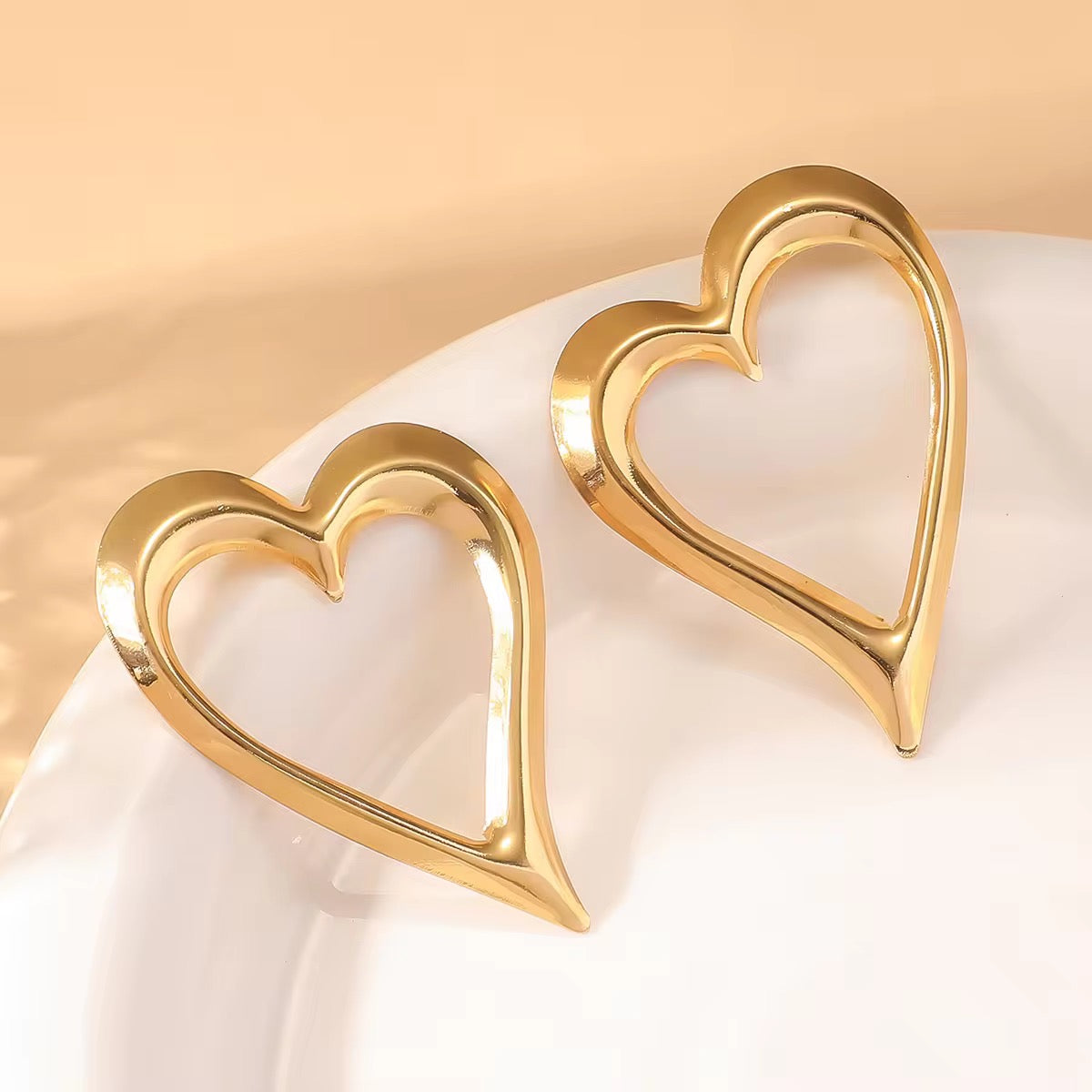 Big Love Heart Earrings✨