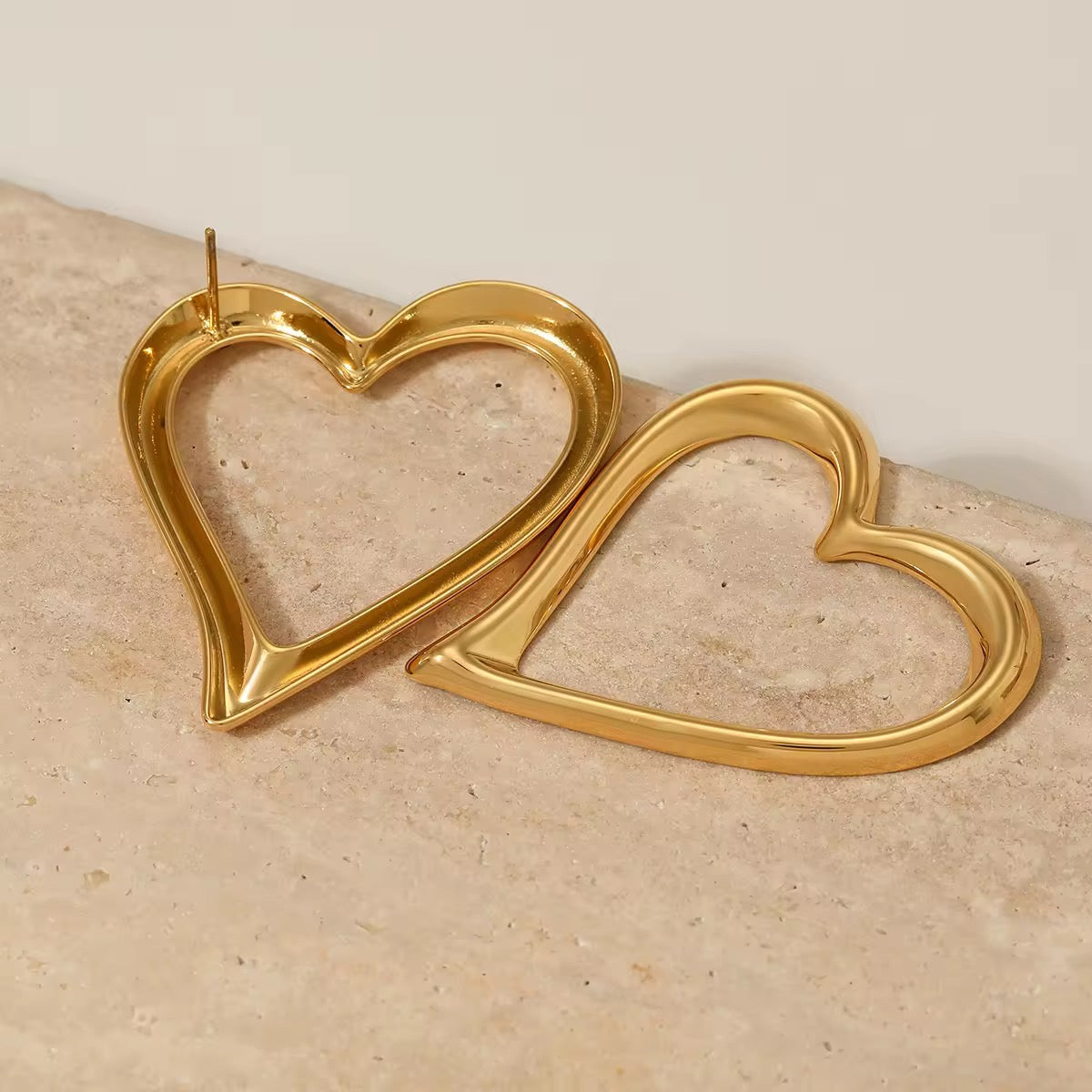 Big Love Heart Earrings✨