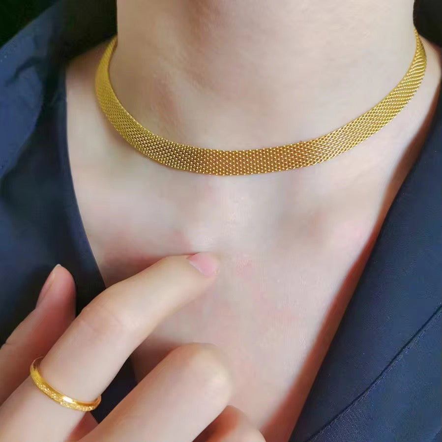 Prisci Net Gold Chunky Necklace