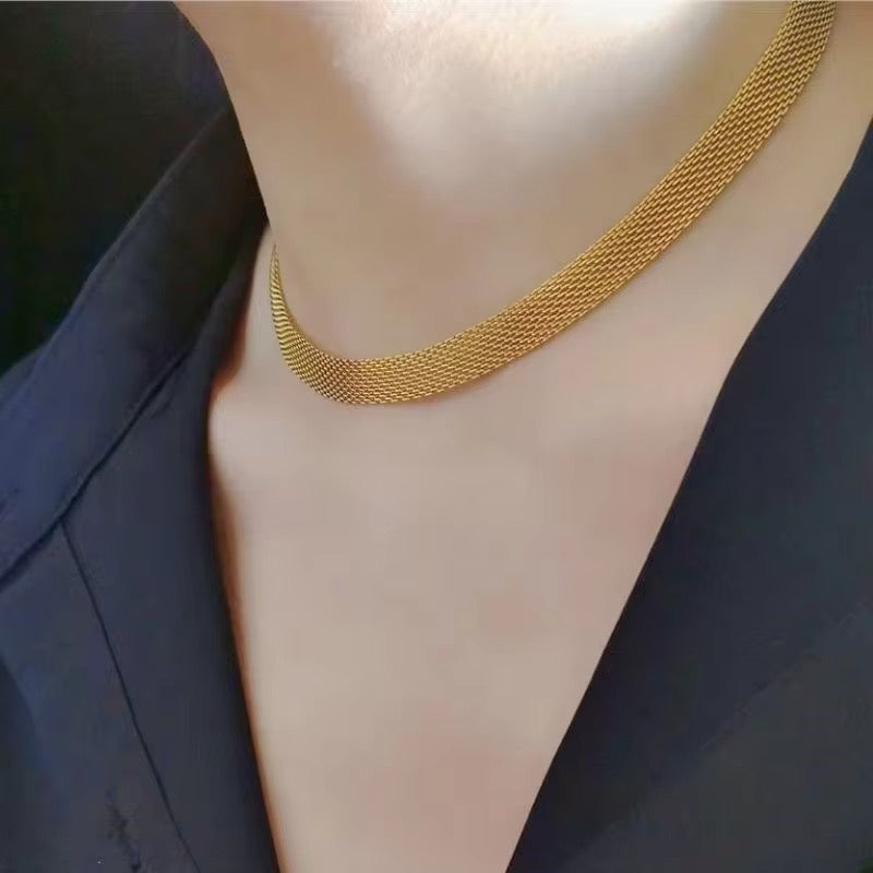Prisci Net Gold Chunky Necklace