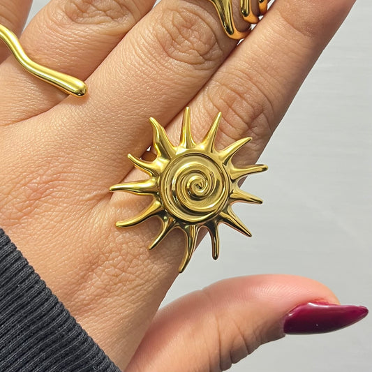 Sunio Sun Statement Ring
