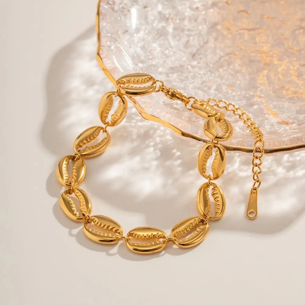 Melissa Gold Shell Bracelet