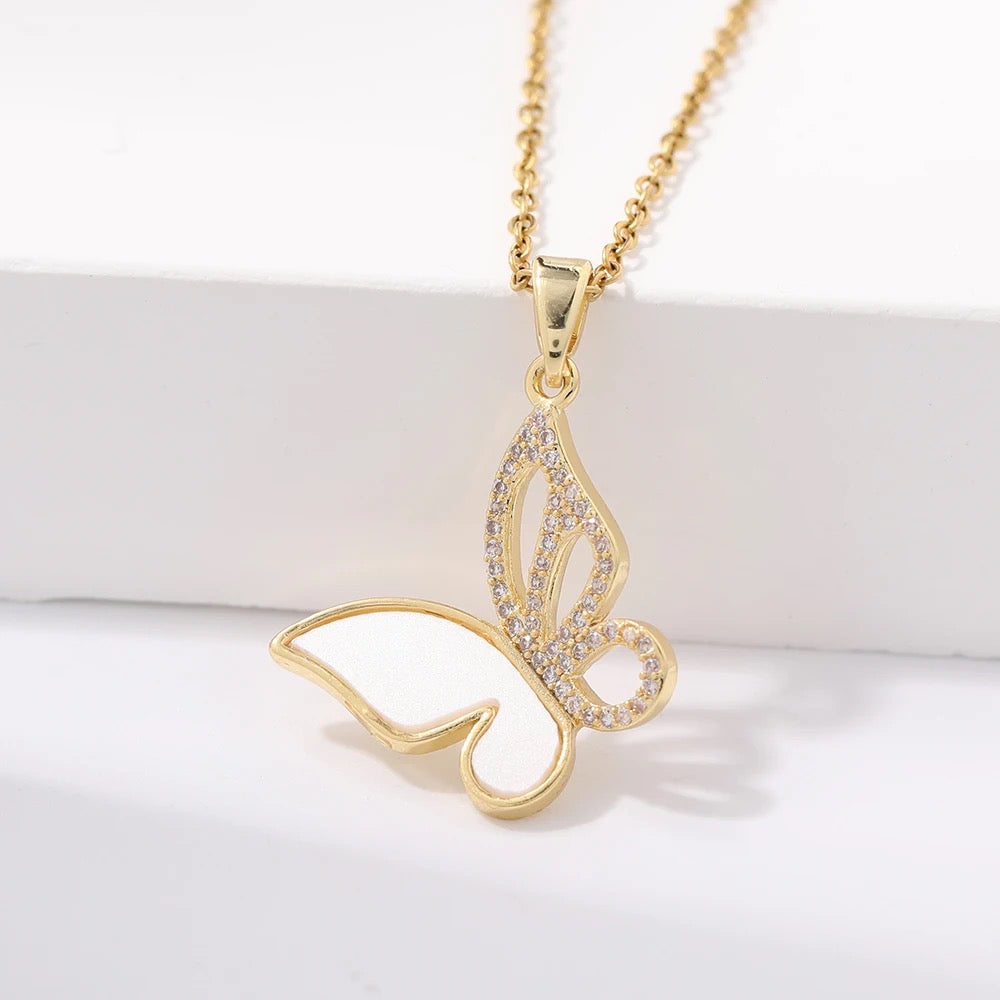 Morning White Butterfly Necklace