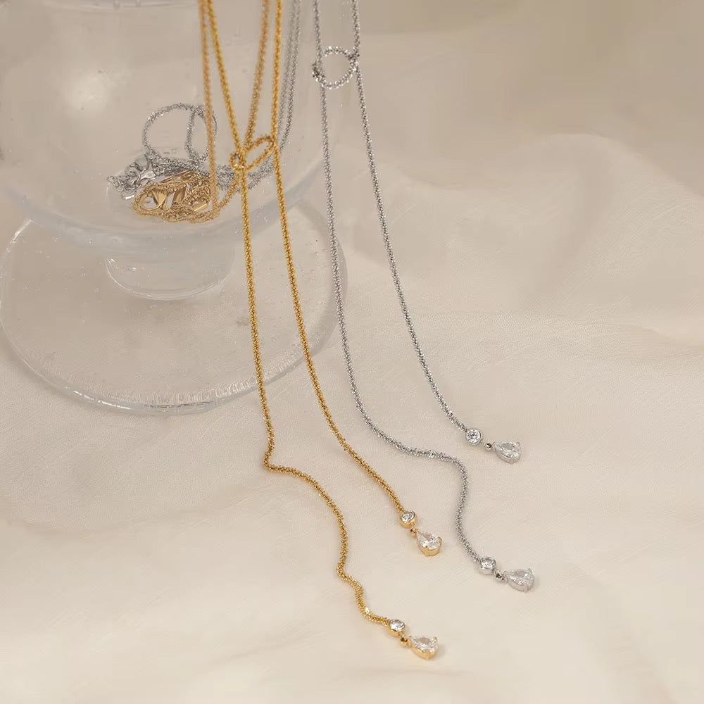 Savanna Long Diamond Drop Necklace✨