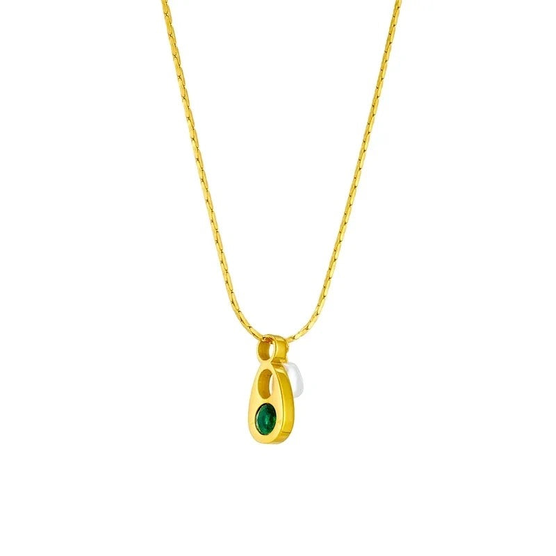 Pearl emerald Gold Necklace