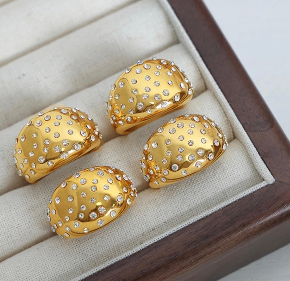 Cluia Disco Diamond Gold Ring
