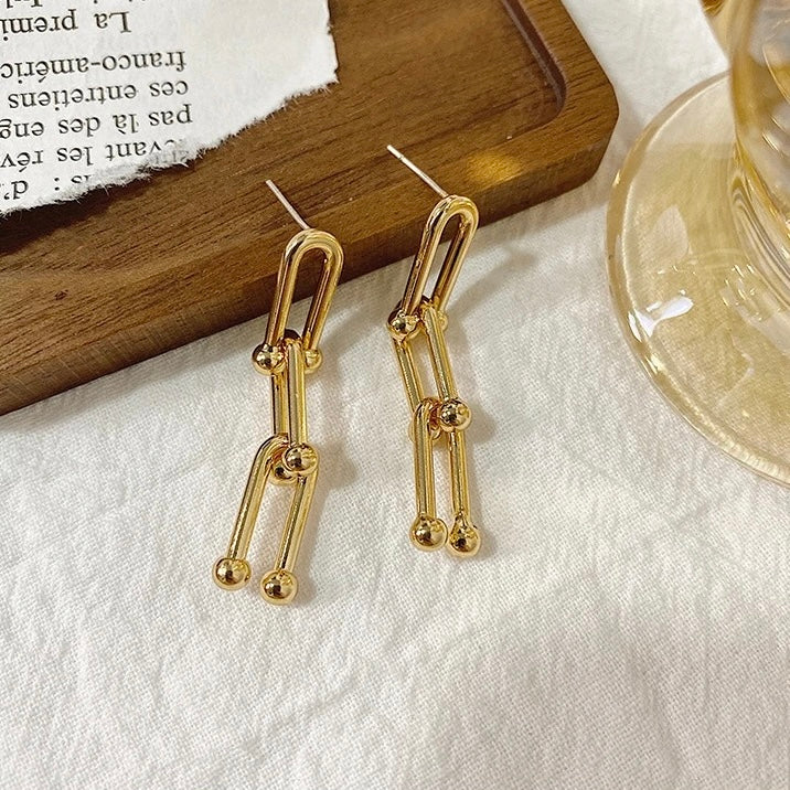 Linked Gold Long Earrings✨