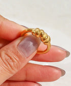 Pebble Twisted Gold Ring