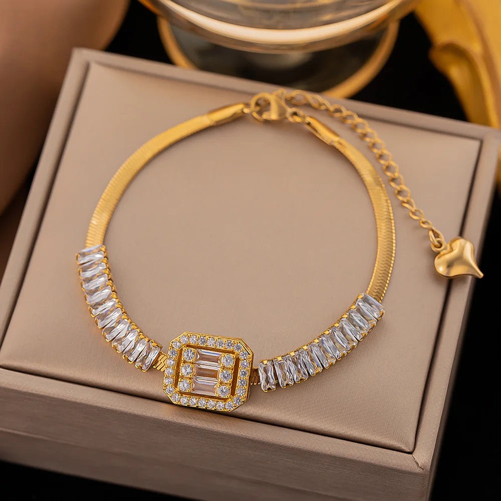 Brigetta Tenis Gold Bracelet
