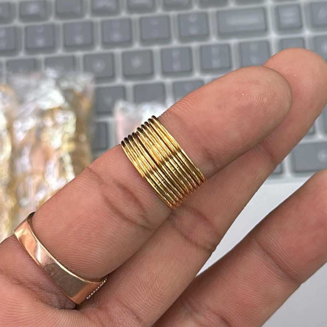Becca Thinnest Minimal Gold Band