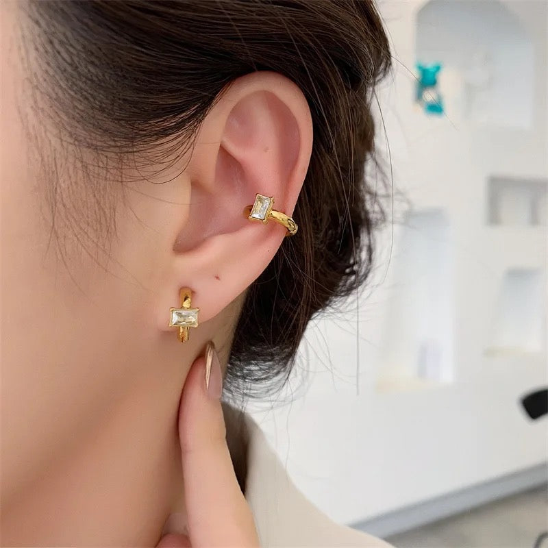 Crosia Tiny Diamond Earrings✨