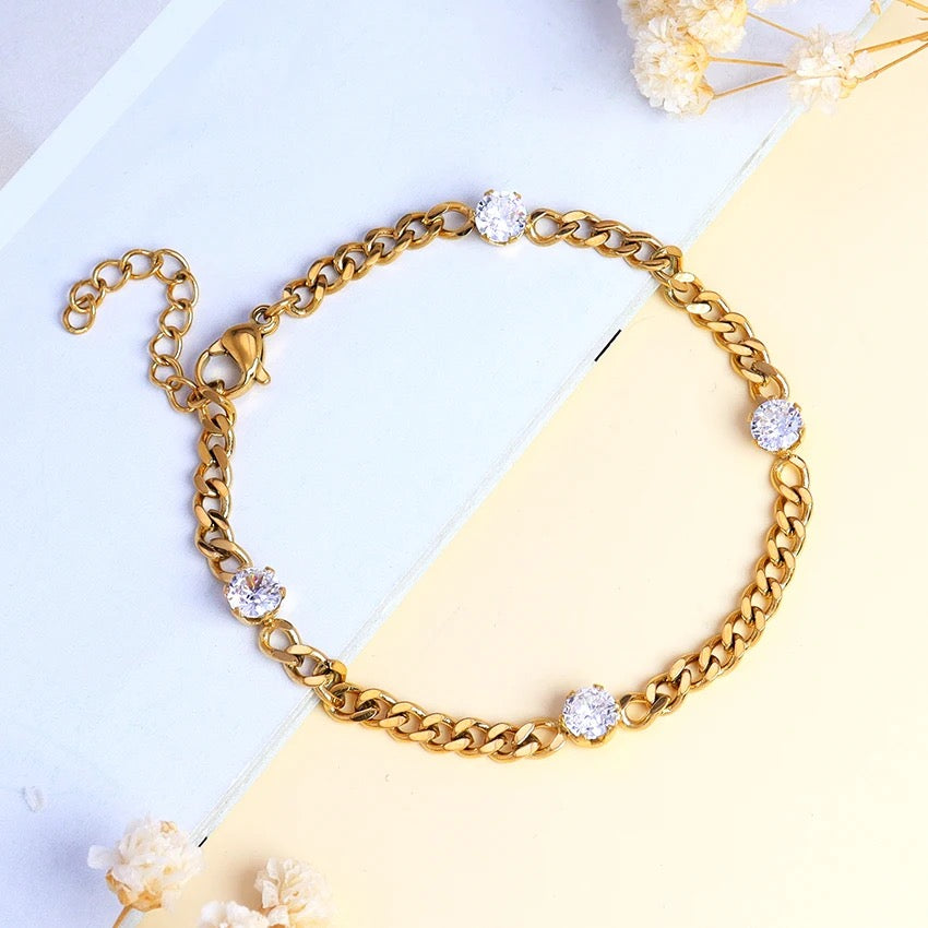 Aekia Diamond Chain Bracelet