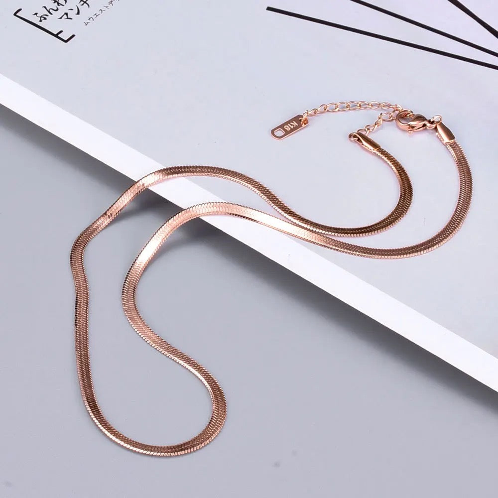 Herringbone Rosegold Necklace