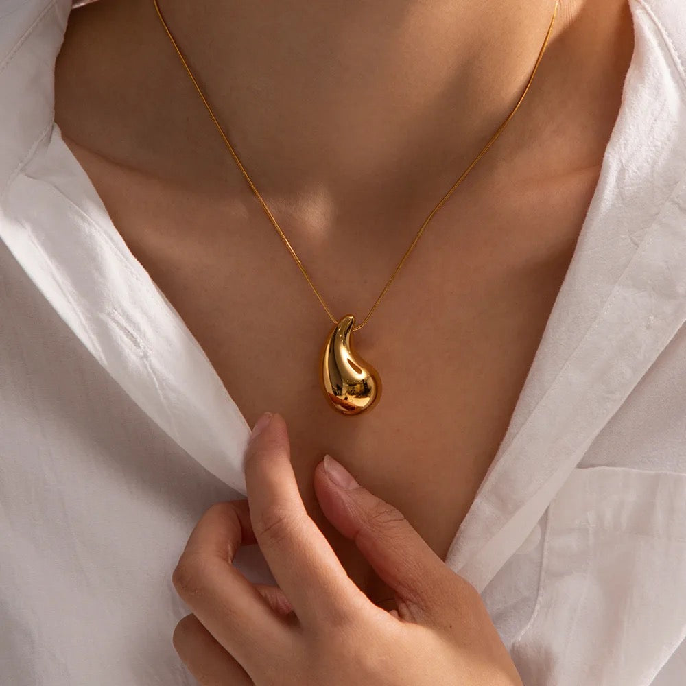 Marlo Tear Drop Necklace