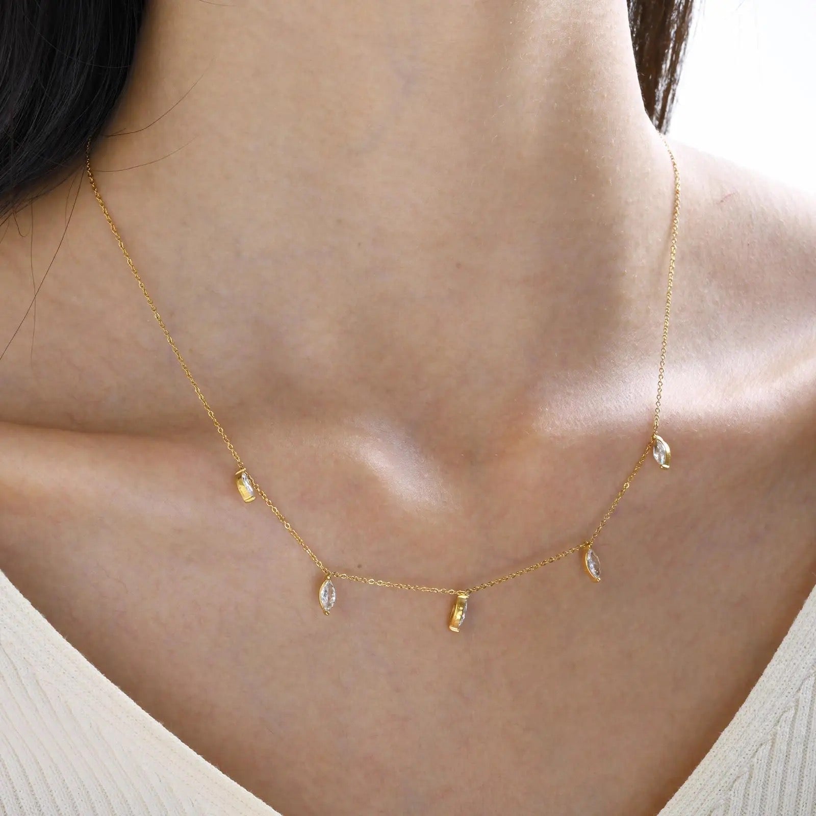 Safi Droplet Stone Necklace