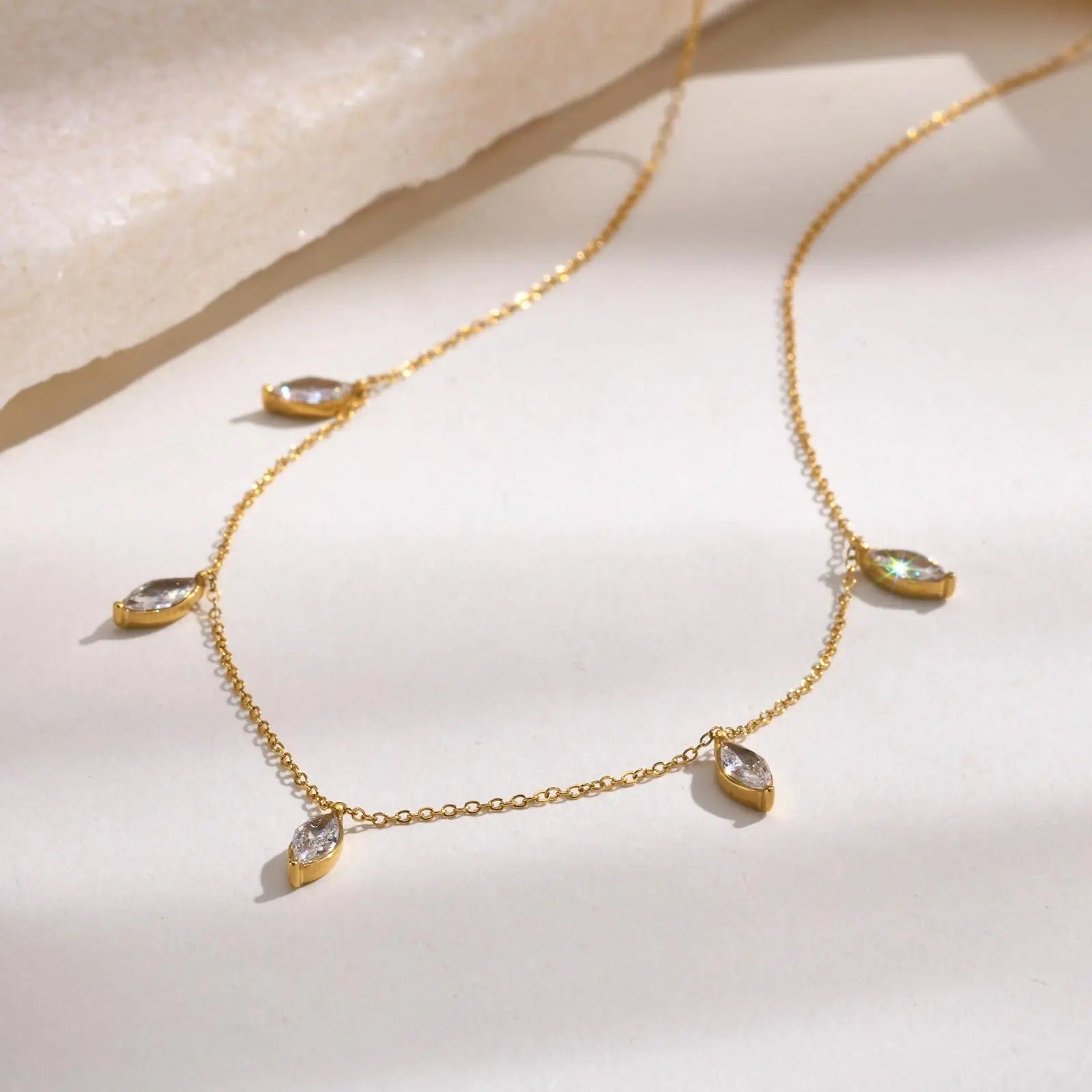 Safi Droplet Stone Necklace